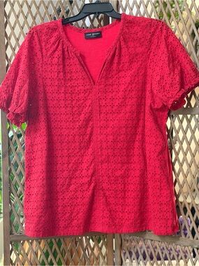 Lane Bryant Red Eyelet Split V-Neck Short Sleeve Top